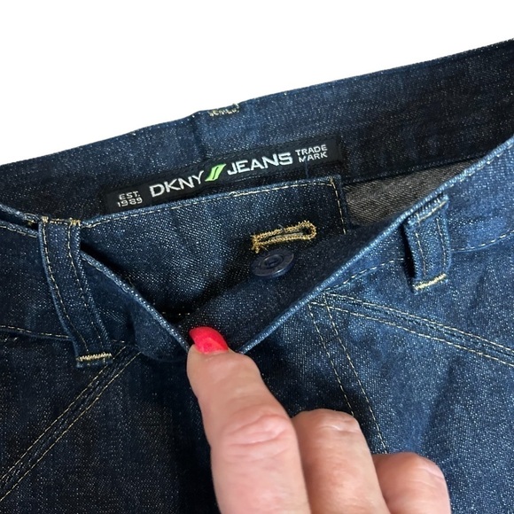 DKNY Wide Leg Jeans W/Gold Zig Zag Threading Sz.6 - Picture 7 of 16